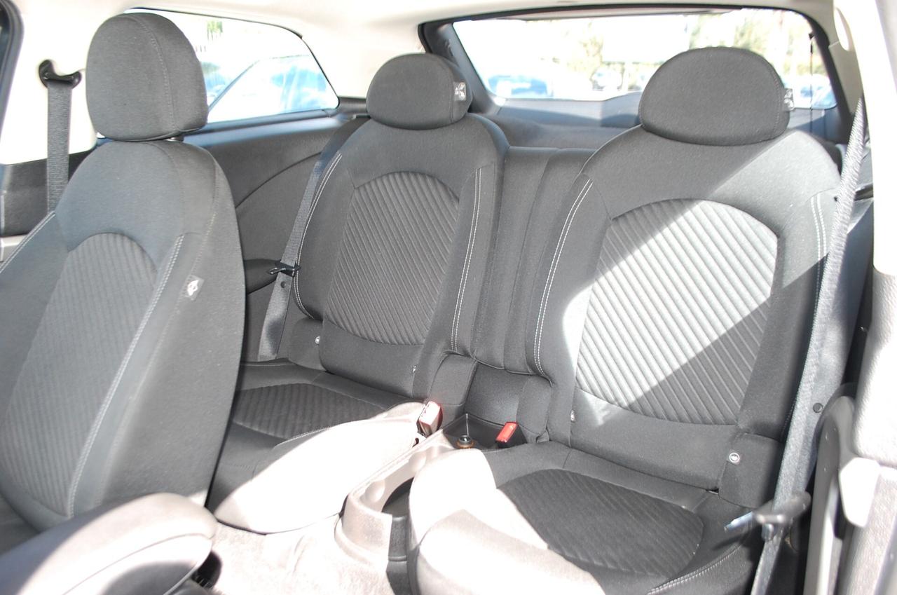 MINI Cooper D Paceman 2.0 111CV Business auto E6 Uff Italy Navi Lega USB