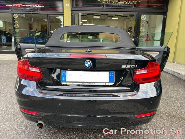 BMW 220 i Cabrio