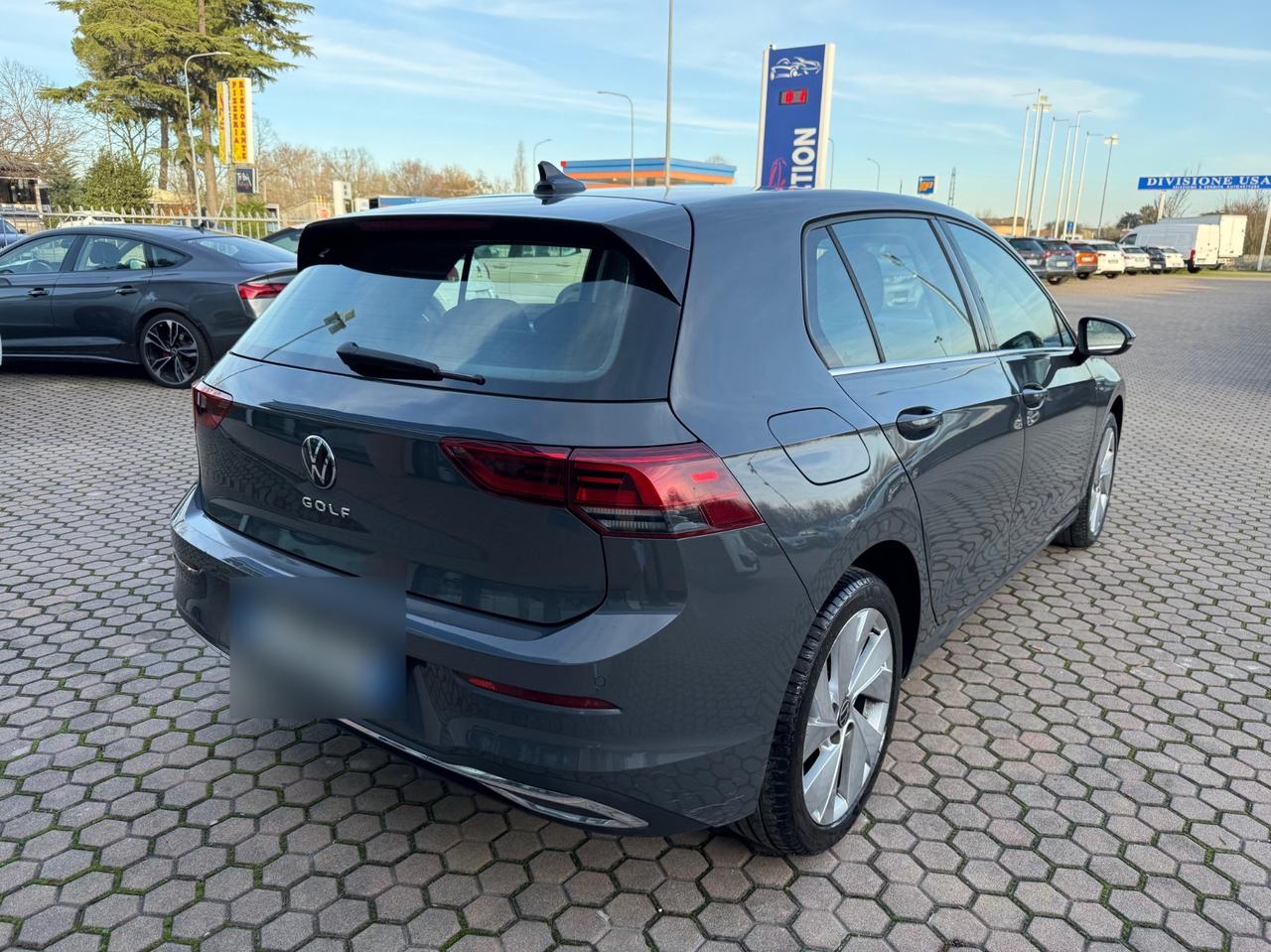 Volkswagen Golf 1.5 TGI DSG Style