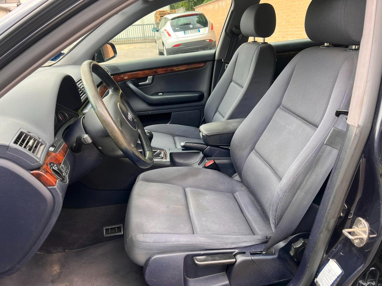 Audi A4 1.9TDi 130cv-U.Prop-Tag.Cert-5Raporti-2002