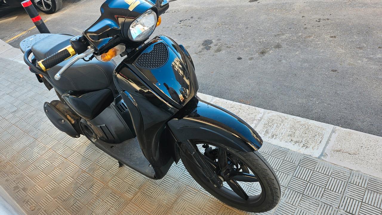 Aprilia Scarabeo 50