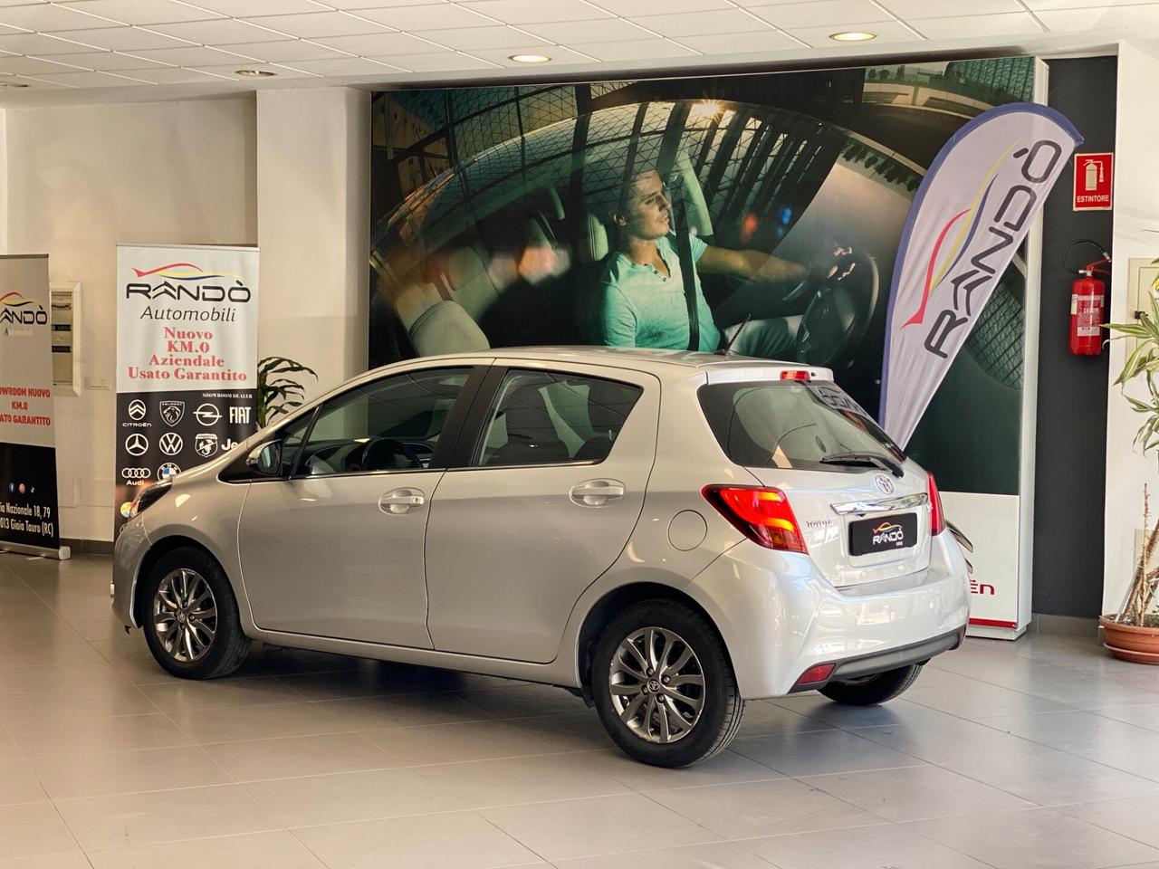 Toyota Yaris 1.4 D-4D 90CV Lounge 5 Porte – Garanzia 2031