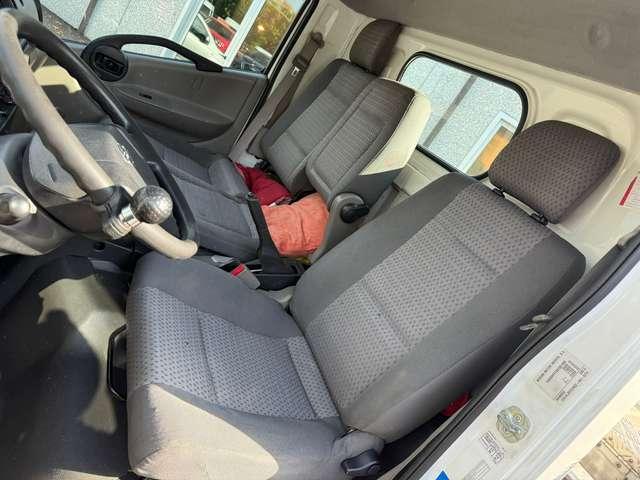 Nissan Cabstar 35 2.5 d CARRO ATTREZZI|3 posti|Pedane