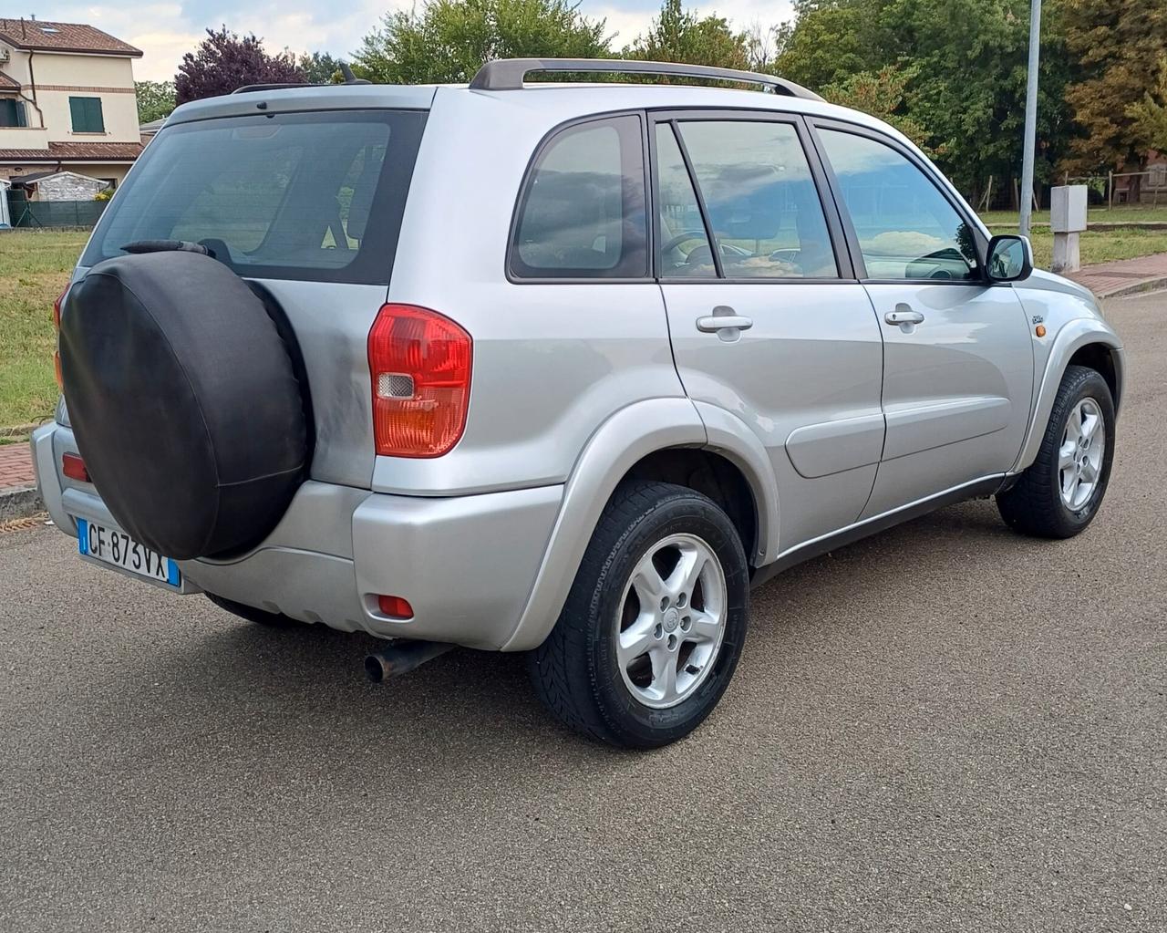 Toyota RAV 4 RAV4 2.0 Tdi D-4D cat 5 porte Sol