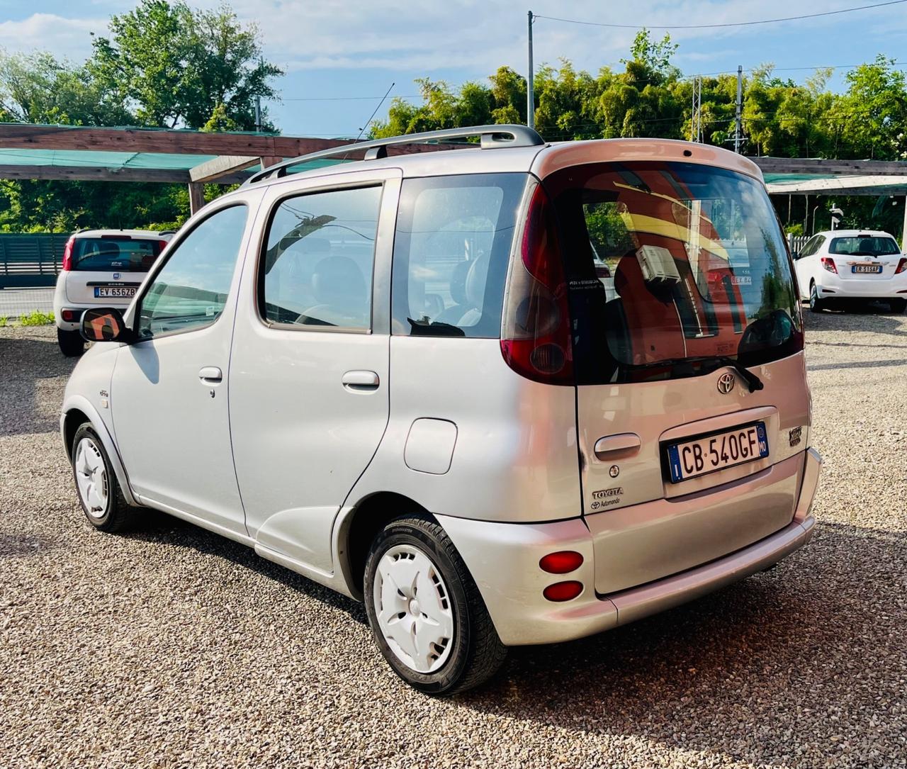 Toyota Yaris Verso 1.4 Tdi D-4D