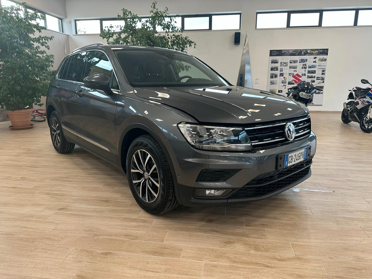 Volkswagen Tiguan 2.0 TDI SCR DSG Business BlueMotion Technology