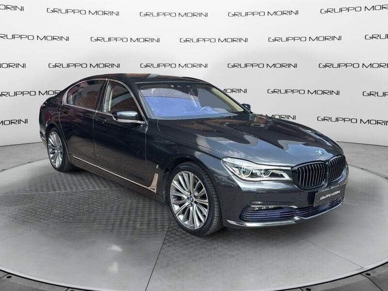 BMW Serie 7 740e Luxury autom.
