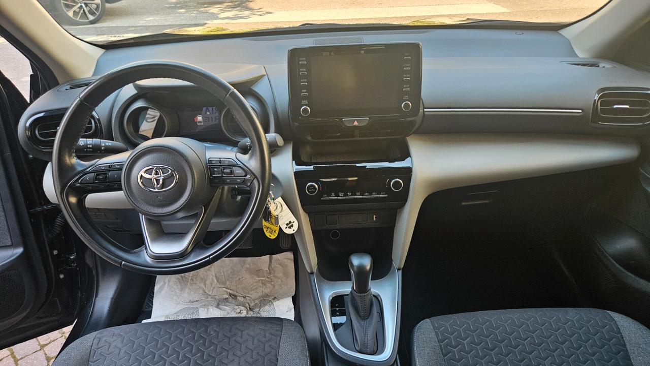 Toyota Yaris Cross 1.5h Active fwd 116cv e-cvt