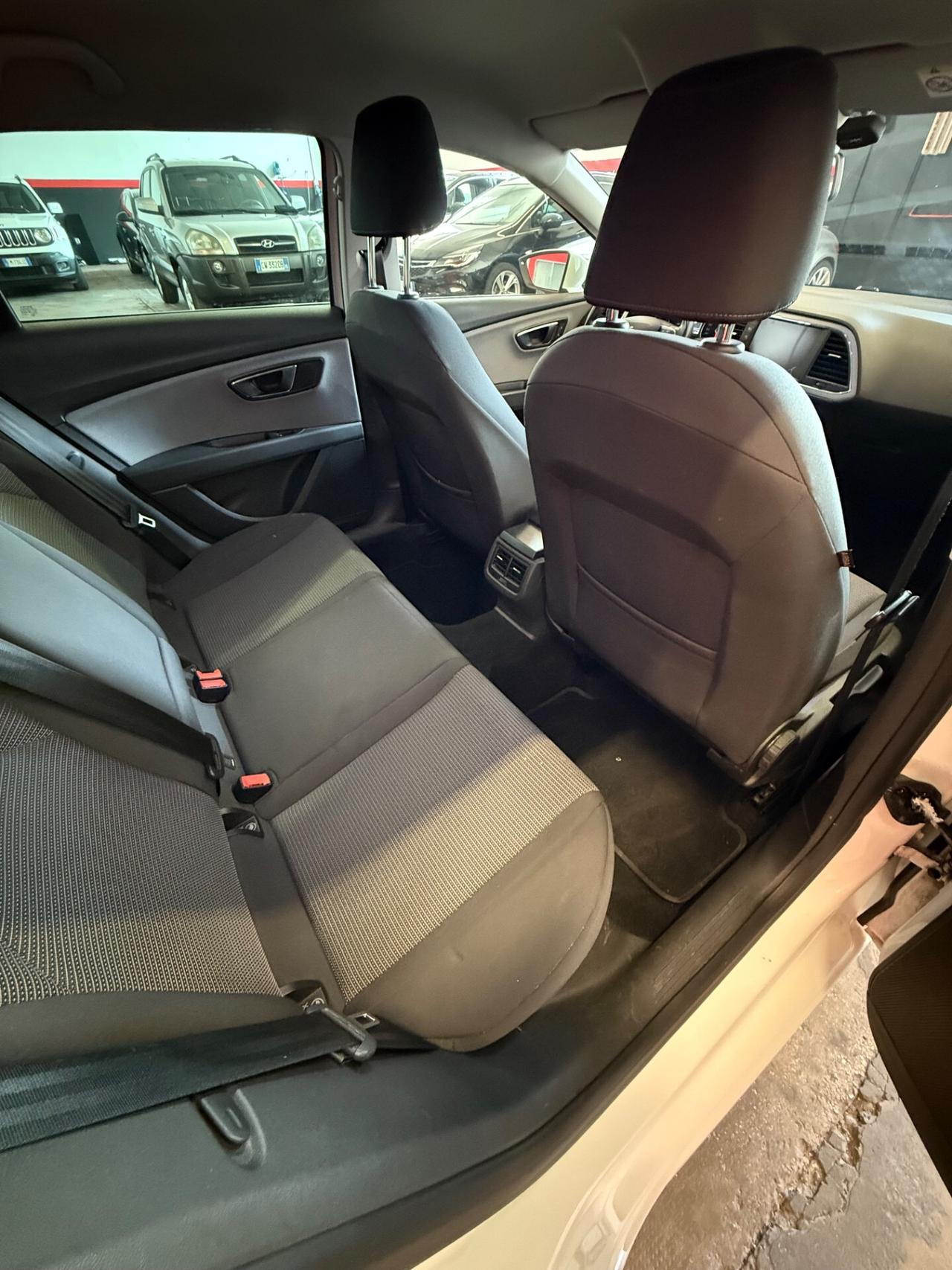 Seat Leon 1.4 TGI DSG ST Business HIGH