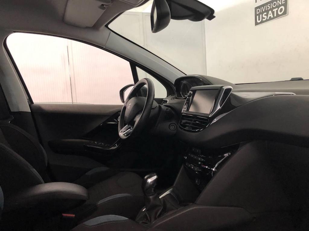 Peugeot 208 5 Porte 1.2 VTi Allure