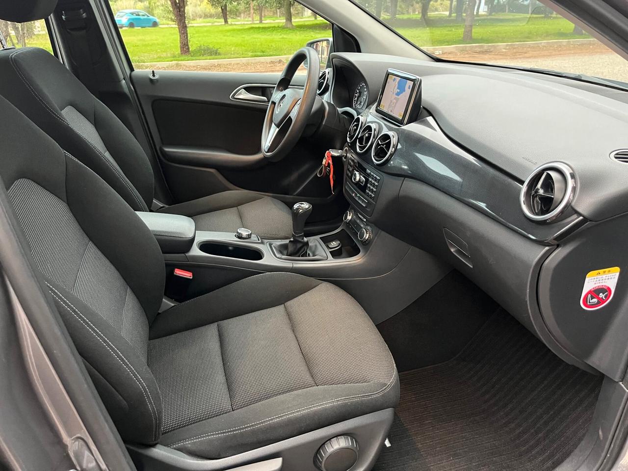 Mercedes-benz B 180 CDI BlueEFFICIENCY Executive