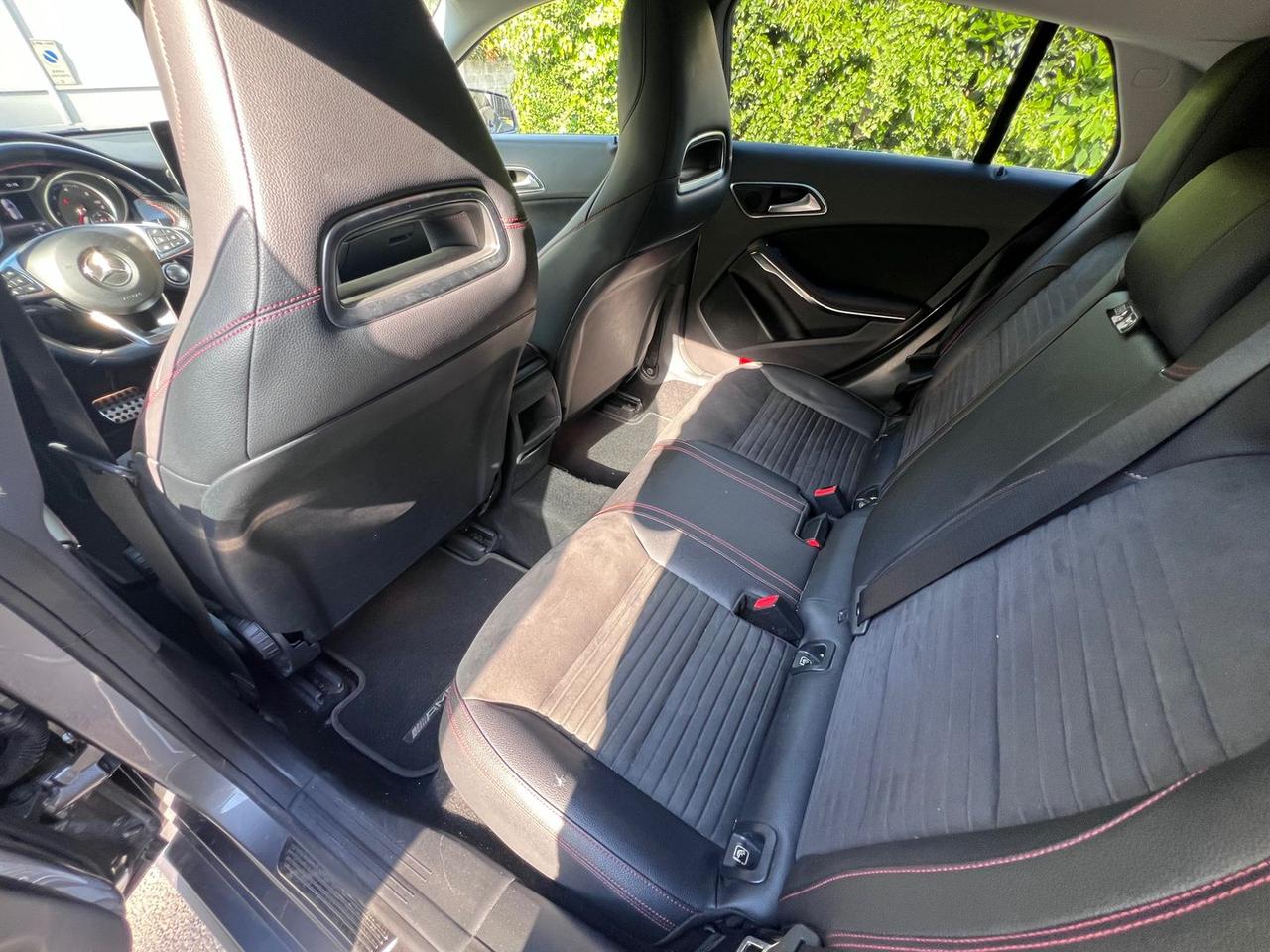 Mercedes-Benz CLA 220 Premium CLA 220 D #10563