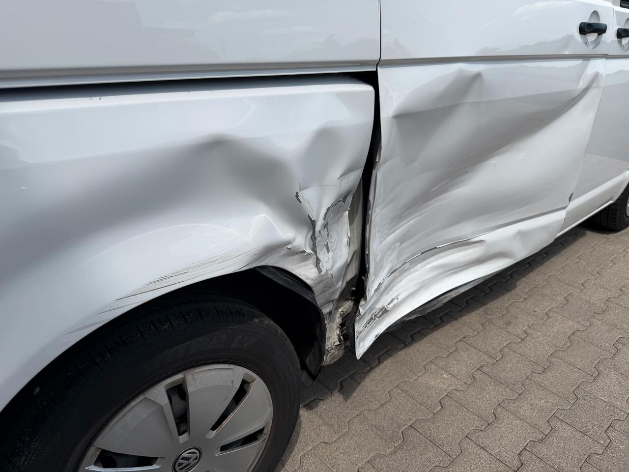 Volkswagen Transporter 2.0 TDI 110CV Furgone COIBENTATO FRIGO ! INCIDENTATO START OK