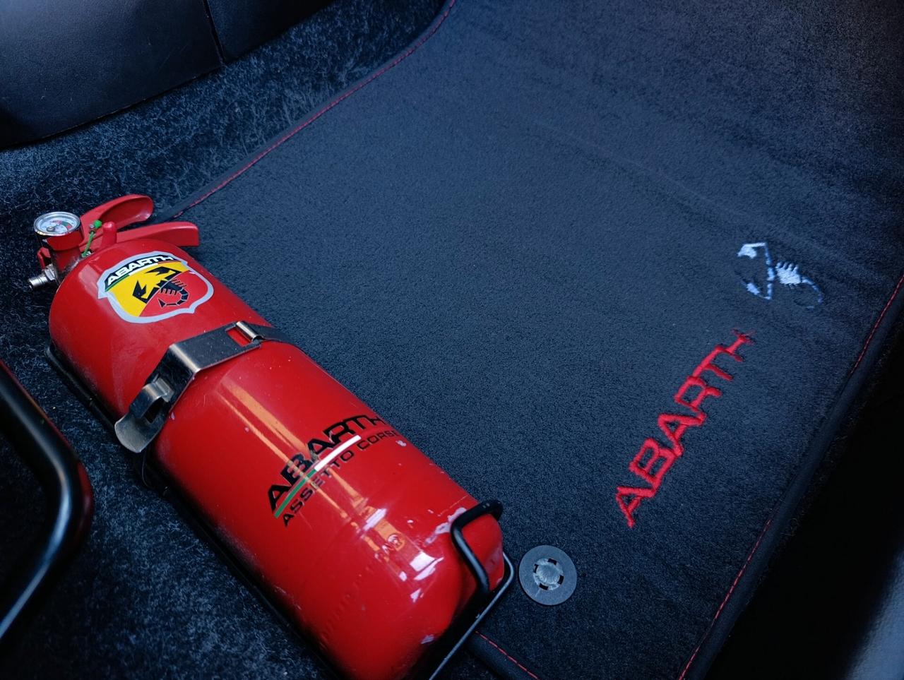 Abarth 500 C 1.4 Turbo T-Jet MTA Cabriolet