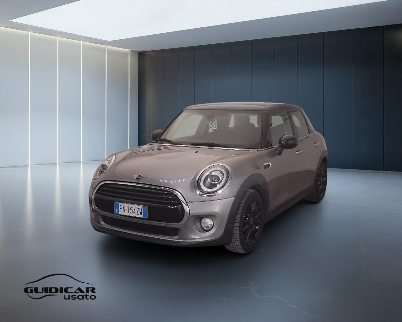 MINI Mini IV F55 2018 5p - Mini 5p 1.5 Cooper D Business XL