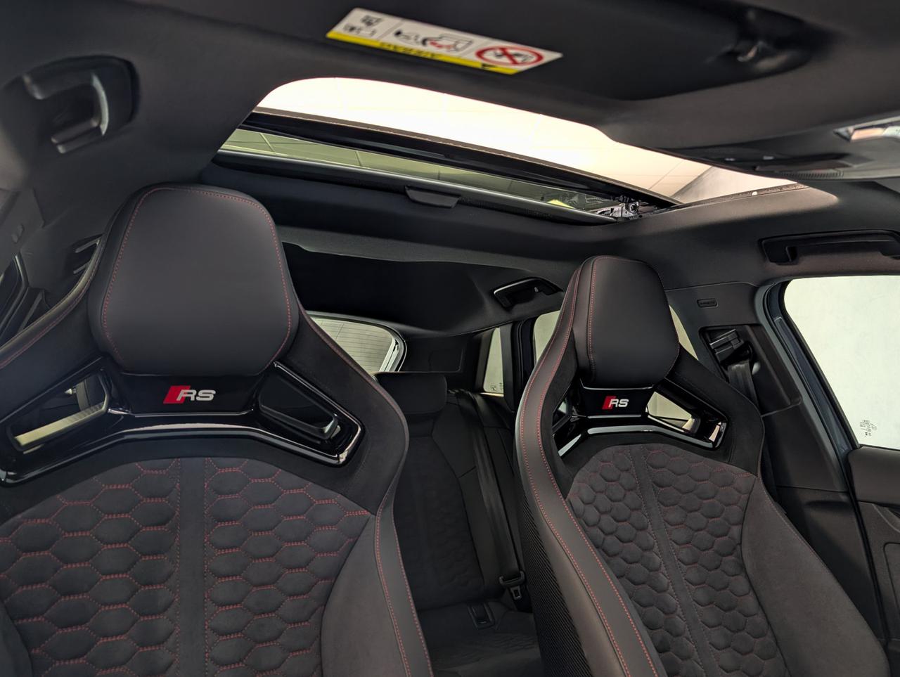 Audi 2.5 TFSI quattro S-tronic