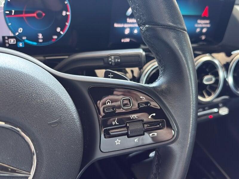 Mercedes-Benz GLA GLA 180 d Automatic Sport