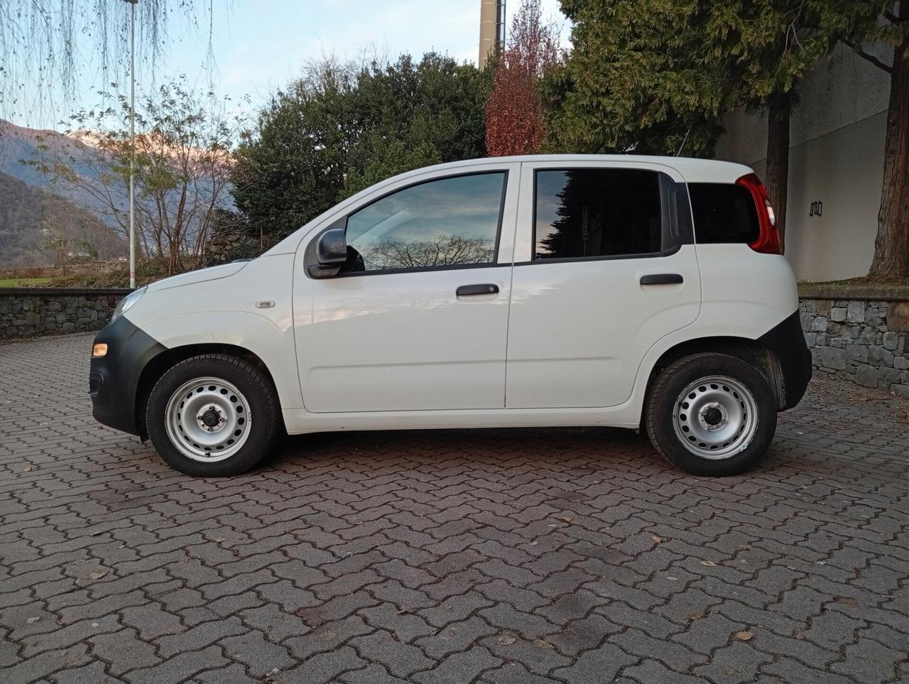 FIAT PANDA VAN IVA ESPOSTA