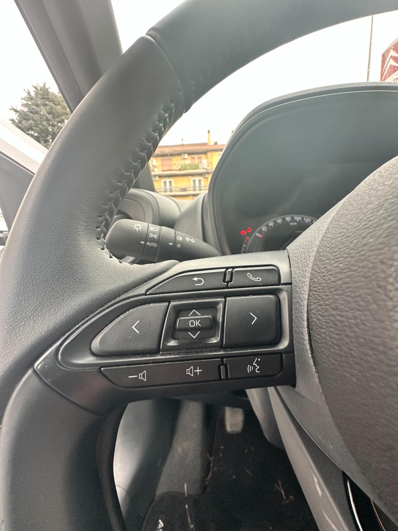 Toyota Aygo X 1.0 VVT-i 72 CV 5 porte Active CRUISE APPLE CAR PLAY MULTIFUNZIONE RE-CAMERA