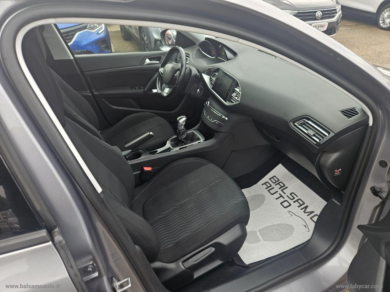 PEUGEOT 308 BlueHDi 100 S&S Business N1