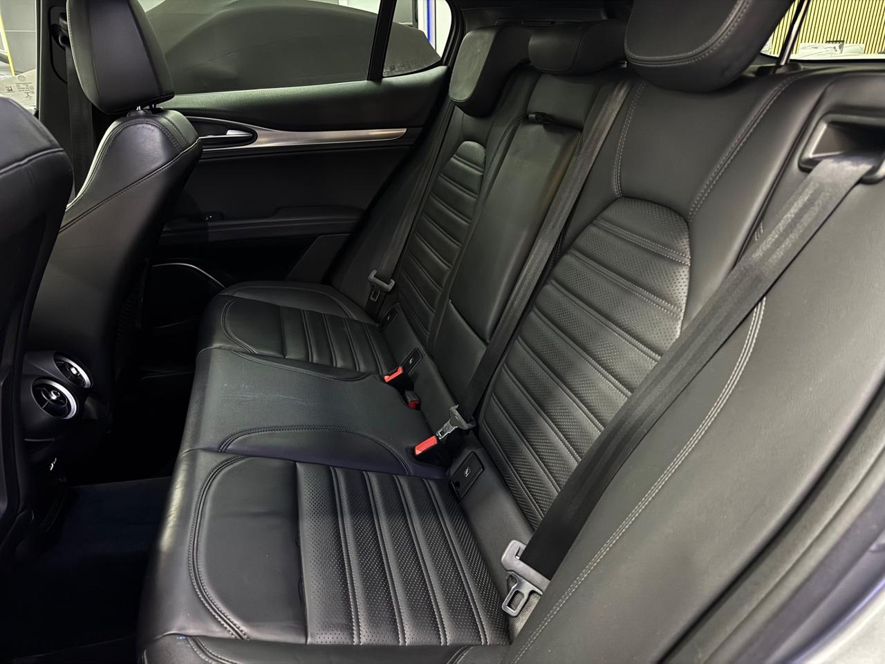 Alfa Romeo Stelvio 2.2 210CV Q4 Veloce Iper Full