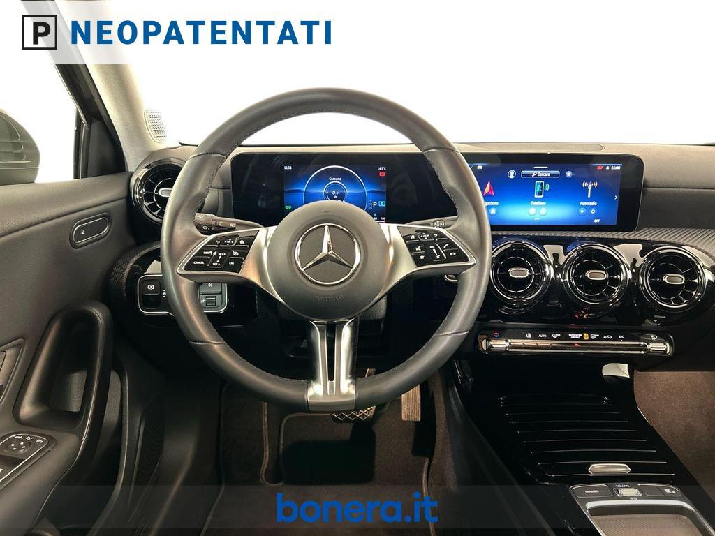 Mercedes Classe A 180 180 D Advanced 8G-DCT