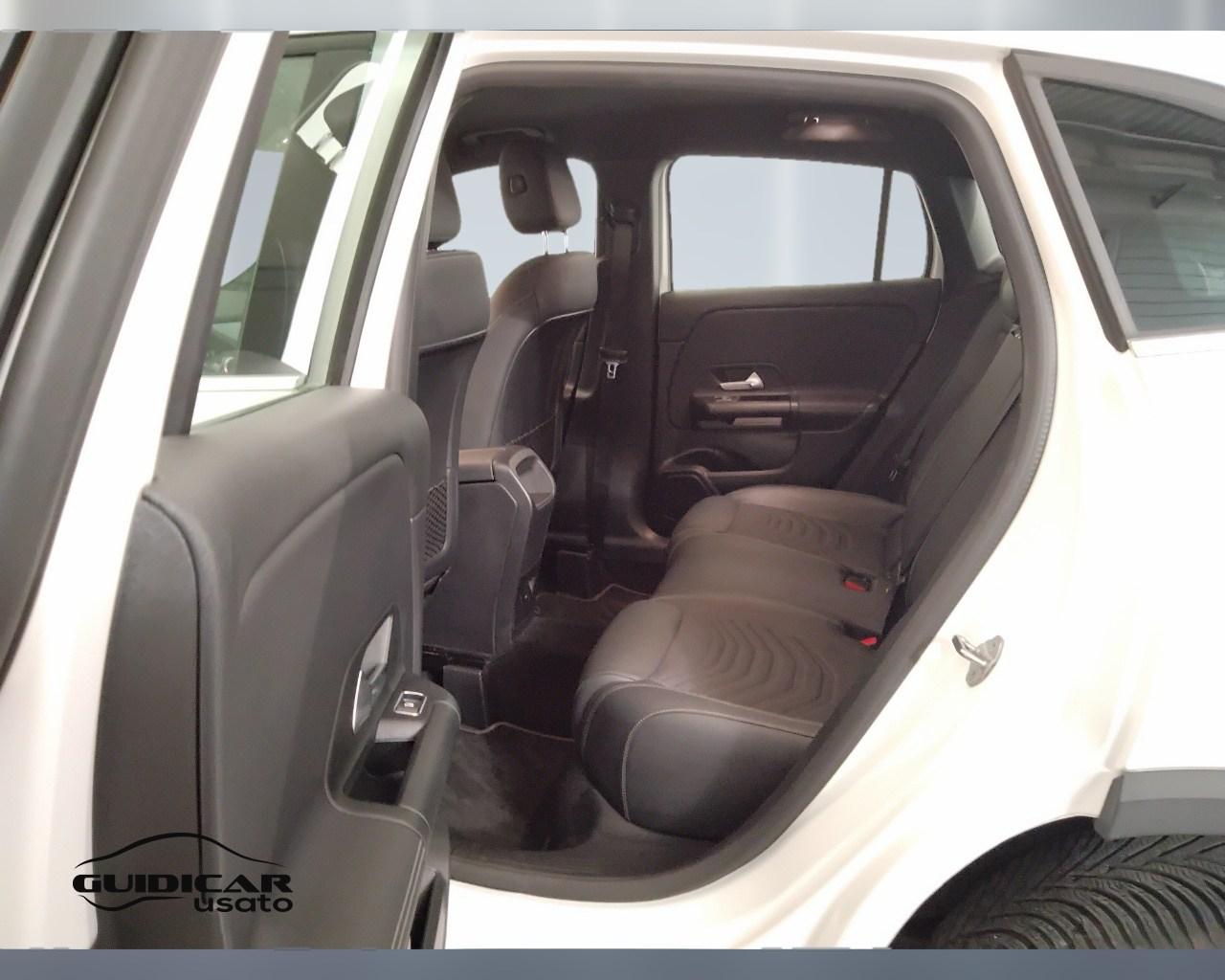 Mercedes-Benz GLA-H247 2020 - GLA 180 d Sport auto