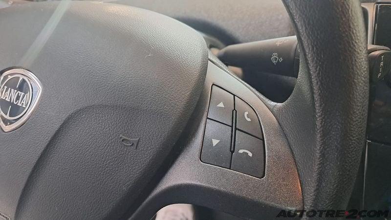 Lancia Ypsilon Ypsilon 1.2 69 CV 5 porte Elefantino Blu