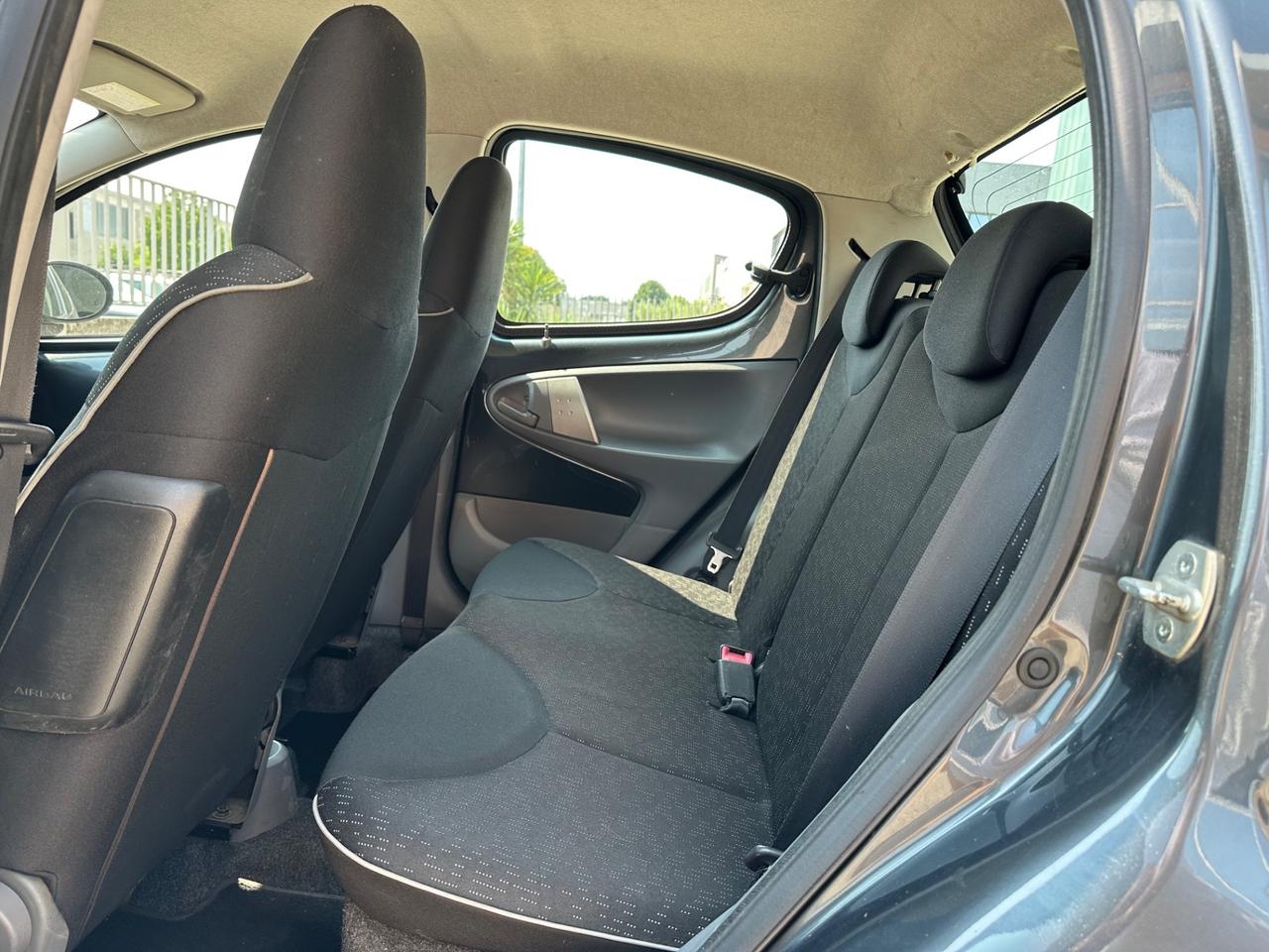 Peugeot 107 1.0 68CV 5p. Urban Move