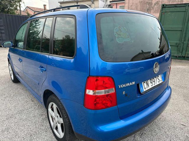 VOLKSWAGEN Touran 1.6 16V FSI 7posti Bellissima Pronta per Consegna