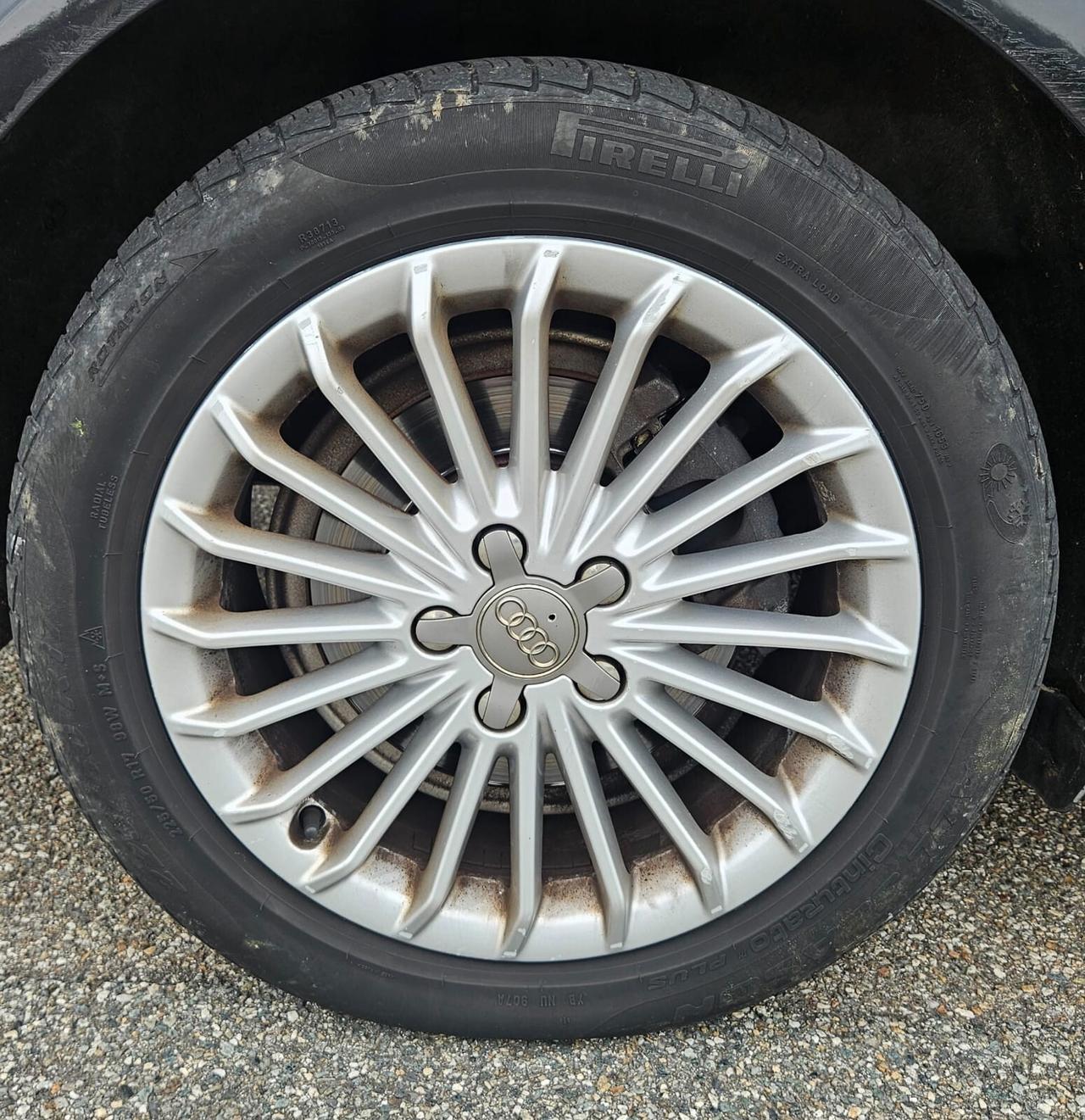 Audi A4 2.0 TDI diesel Business Plus