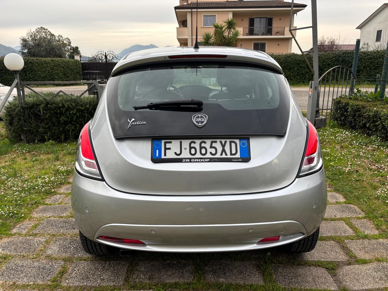 Lancia Ypsilon 1.2 69CV GPL Ecochic Gold-2017