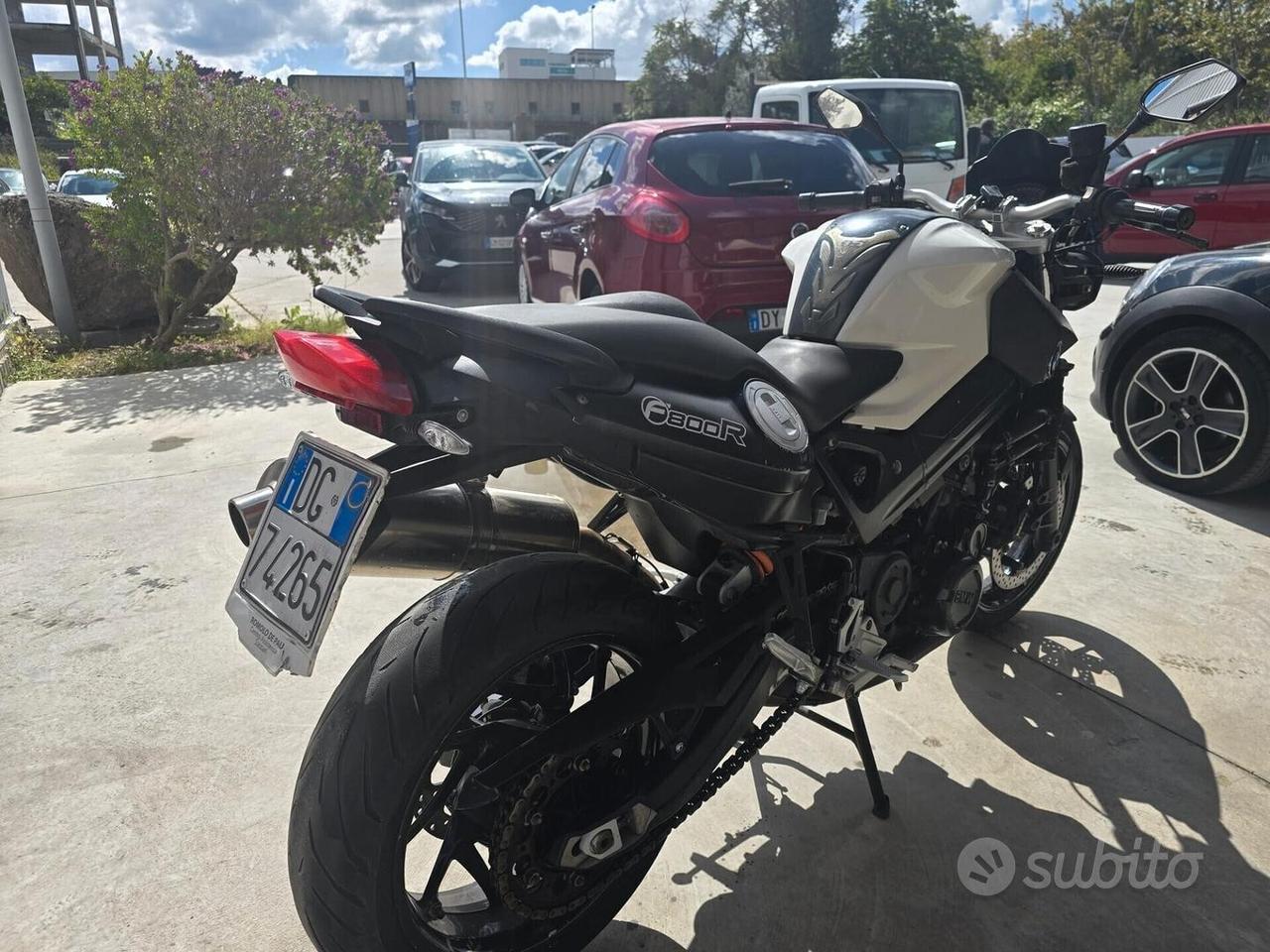 Bmw F800R CON BORSONI LATERALI