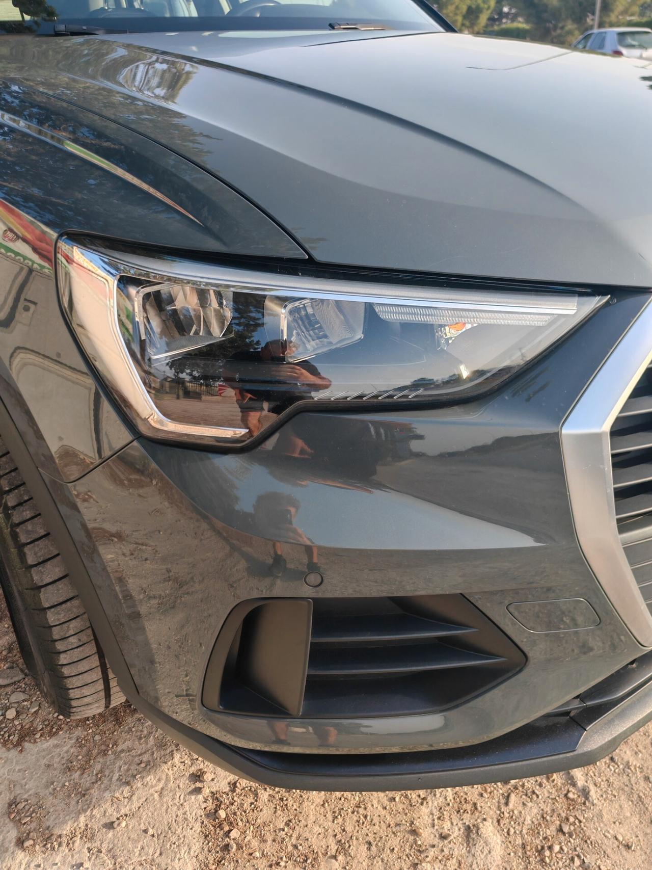 Audi Q3 35 TDI Business Advanced