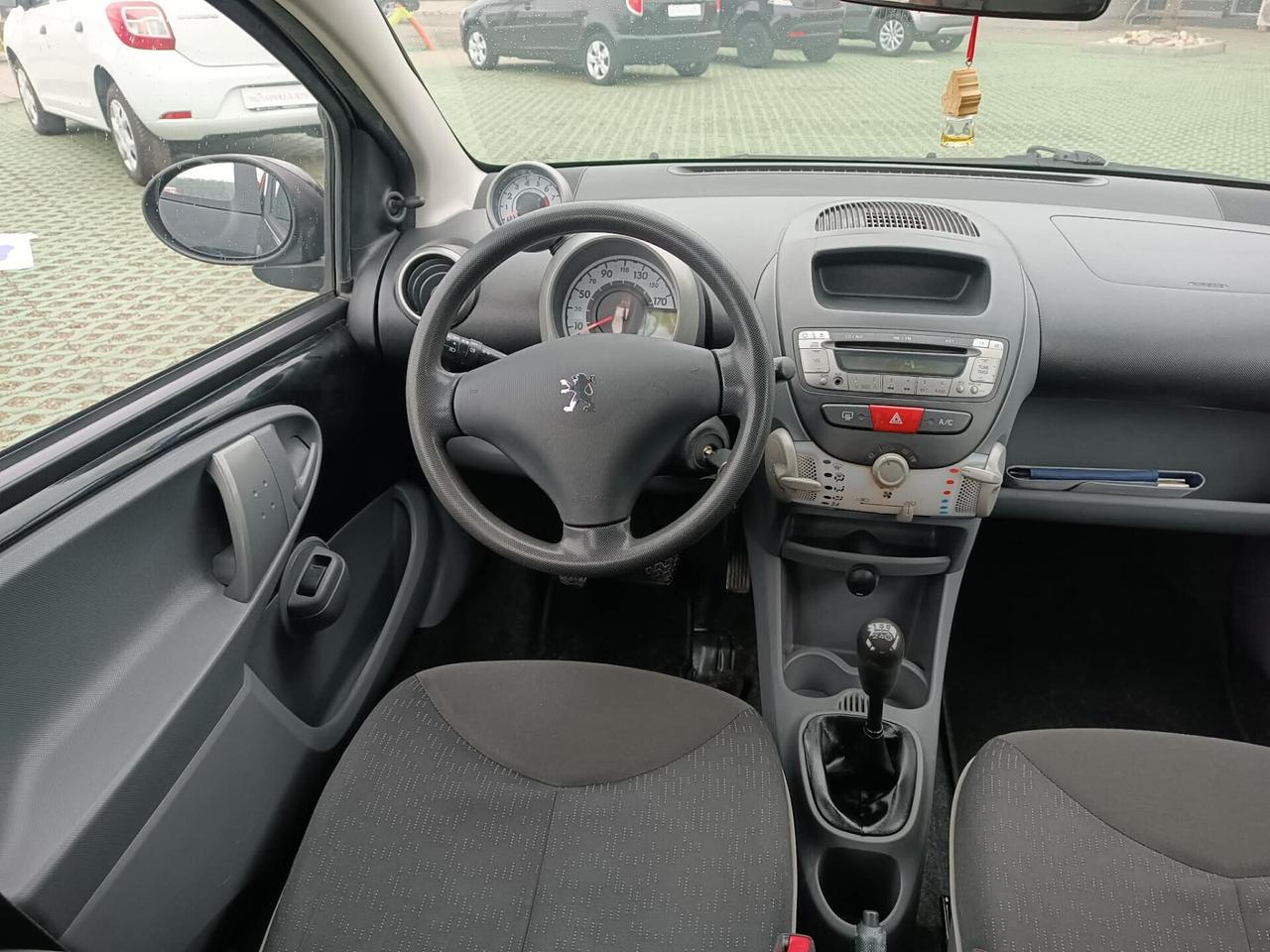 Peugeot 107 1.0 68CV 5p. Sweet Years