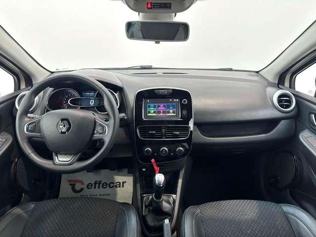Renault Clio 1.2 75 CV 5 porte Duel