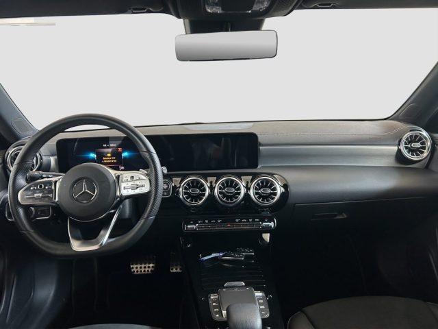 MERCEDES-BENZ A 180 A 180 d Automatic Premium