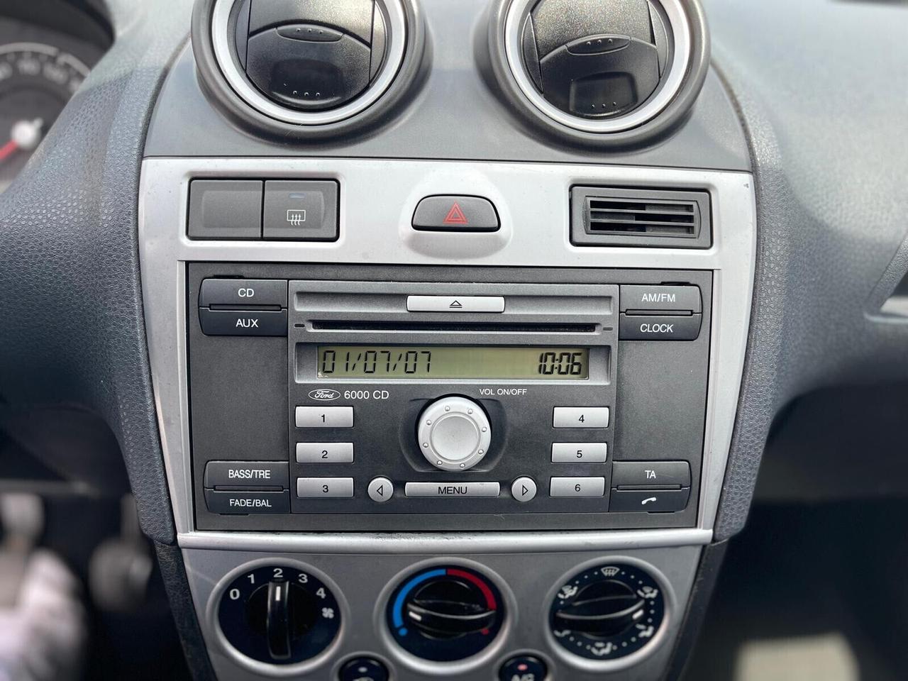 Ford Fiesta 1.2 16V 5p. Titanium “NUOVISSIMA”