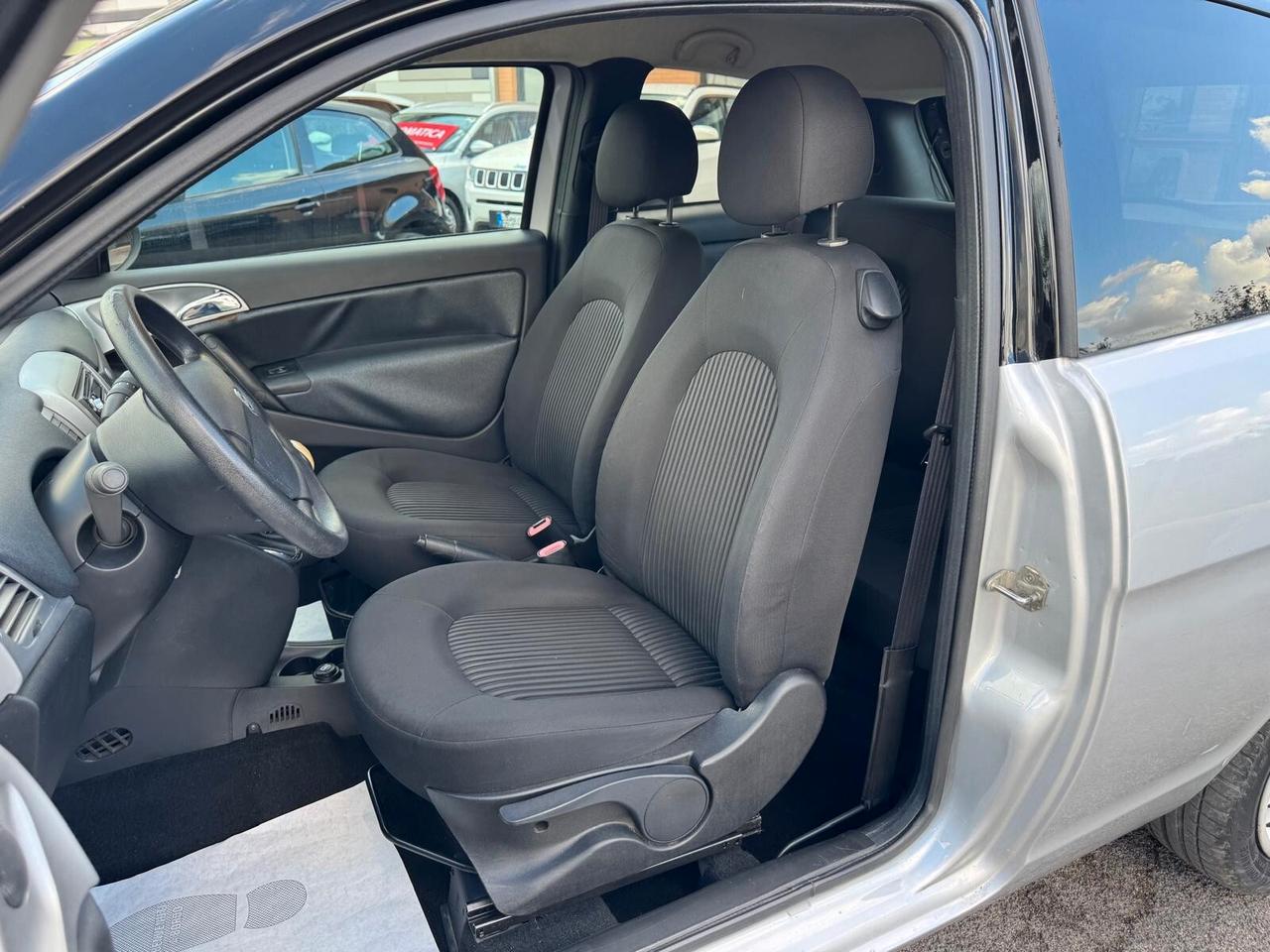 Lancia Ypsilon 1.3 MULTIJET 75CV NEOPAT 2010