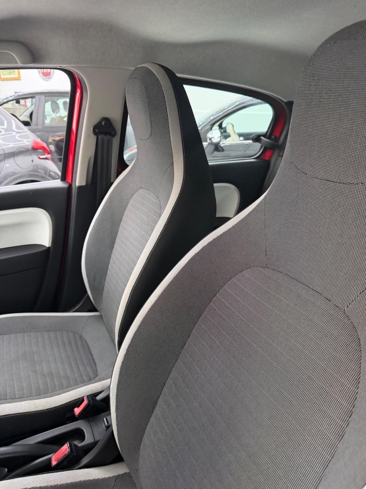 Renault Twingo SCe Lovely