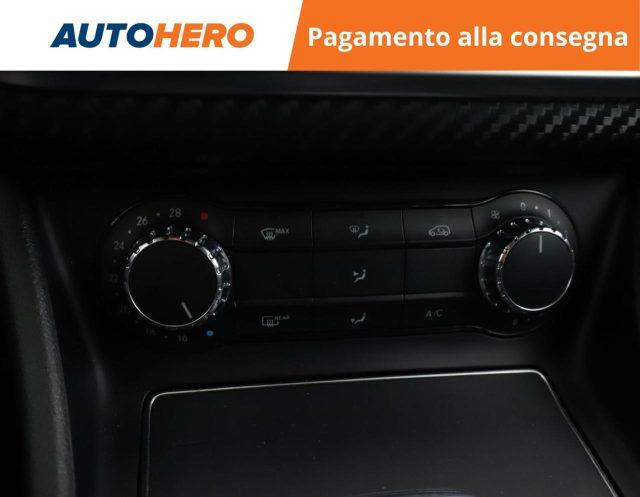 MERCEDES-BENZ A 180 d Automatic Premium