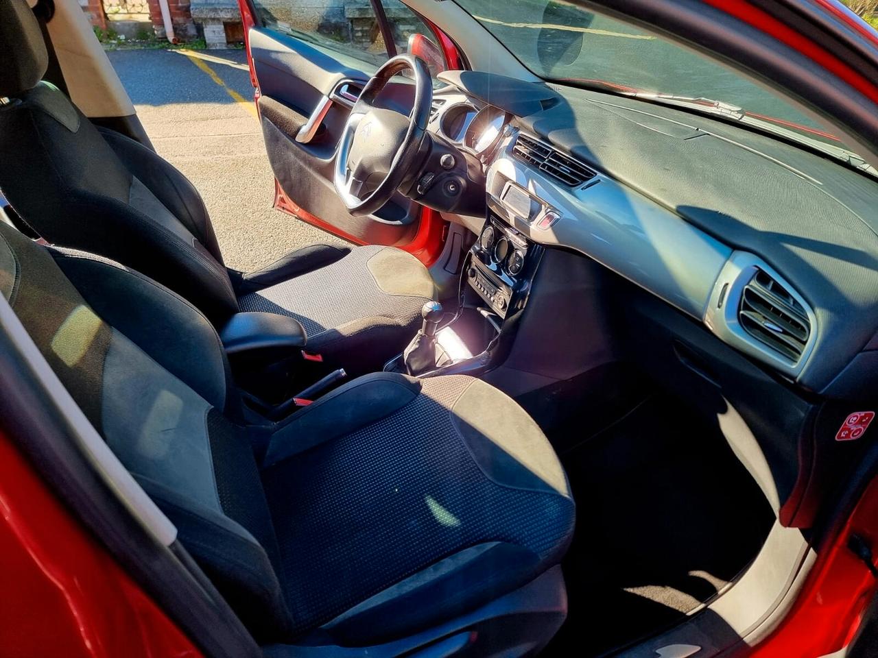 Citroen C3 1.4 Exclusive Style ADATTA A NEOPATENTATI