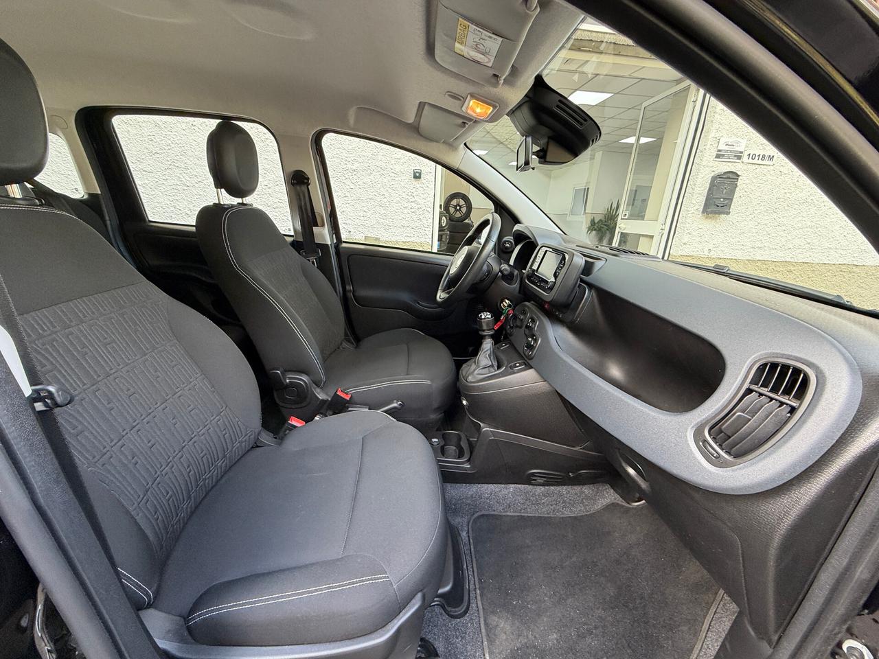 Fiat Panda 1.0 Hybrid – 02/2025 | 11.446 km – PARI AL NUOVO | NEOPATENTATI OK
