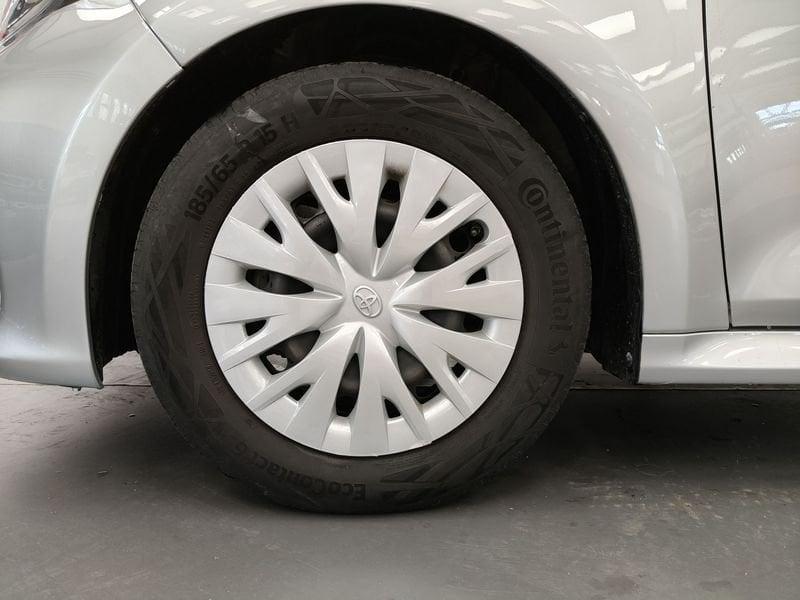 Toyota Yaris Hybrid Active MY21