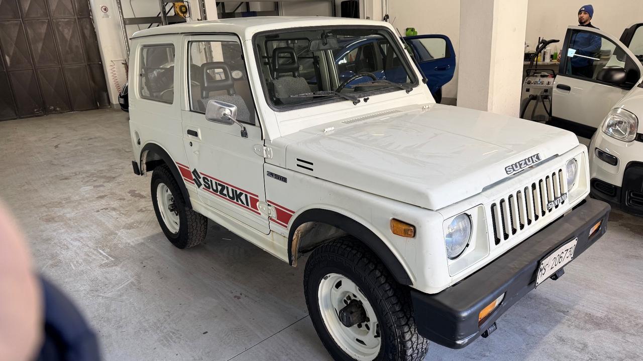 Suzuki SJ Samurai 4x4 De Luxe ASI