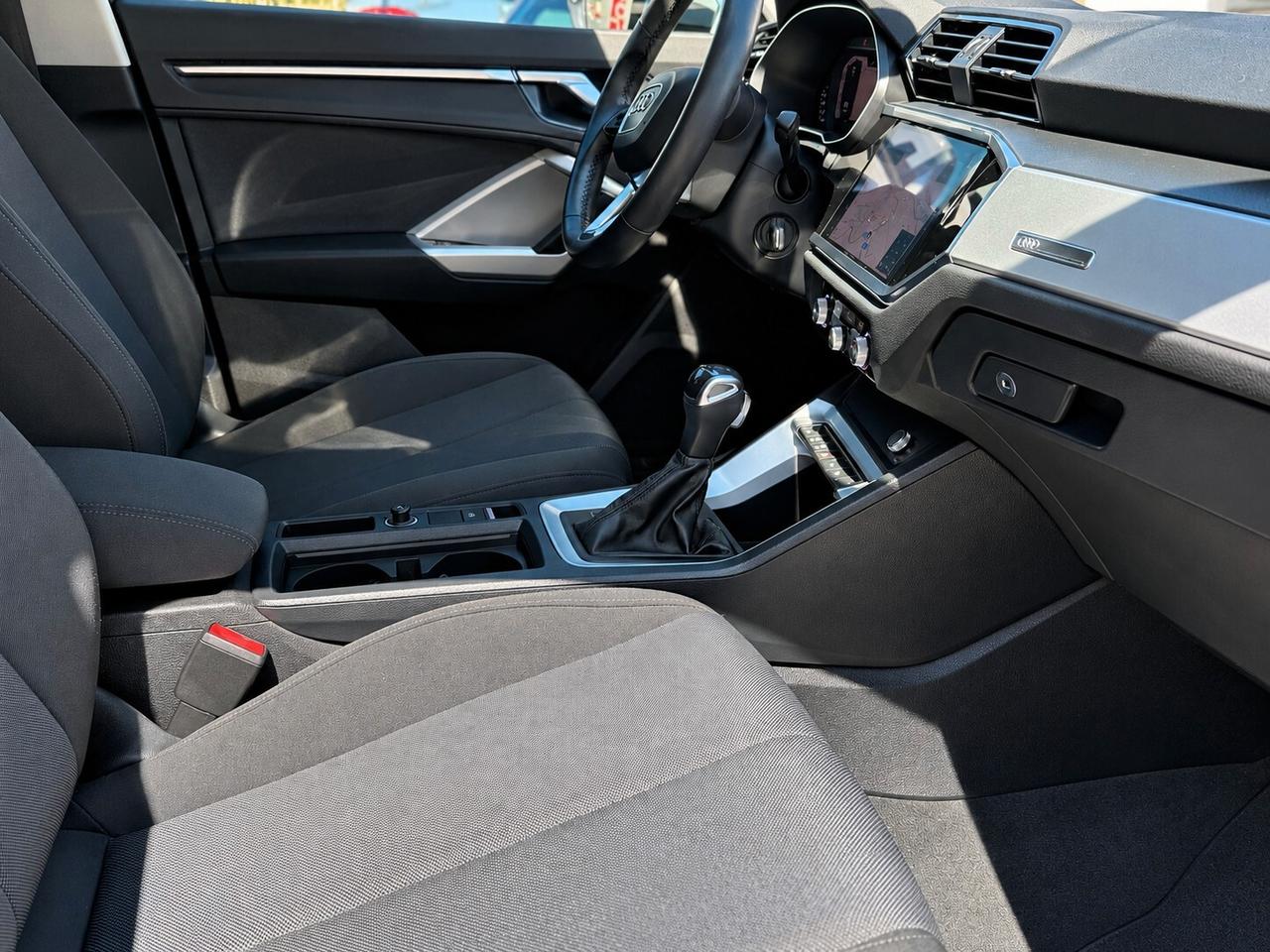 Audi Q3 35 TDI S tronic Business Advanced