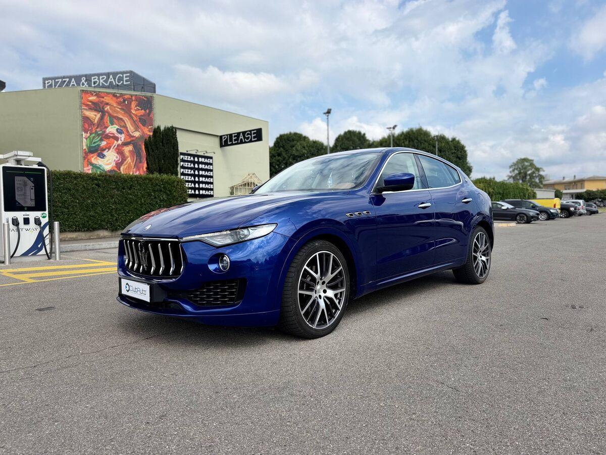 Maserati Levante 3.0 V6 275cv auto