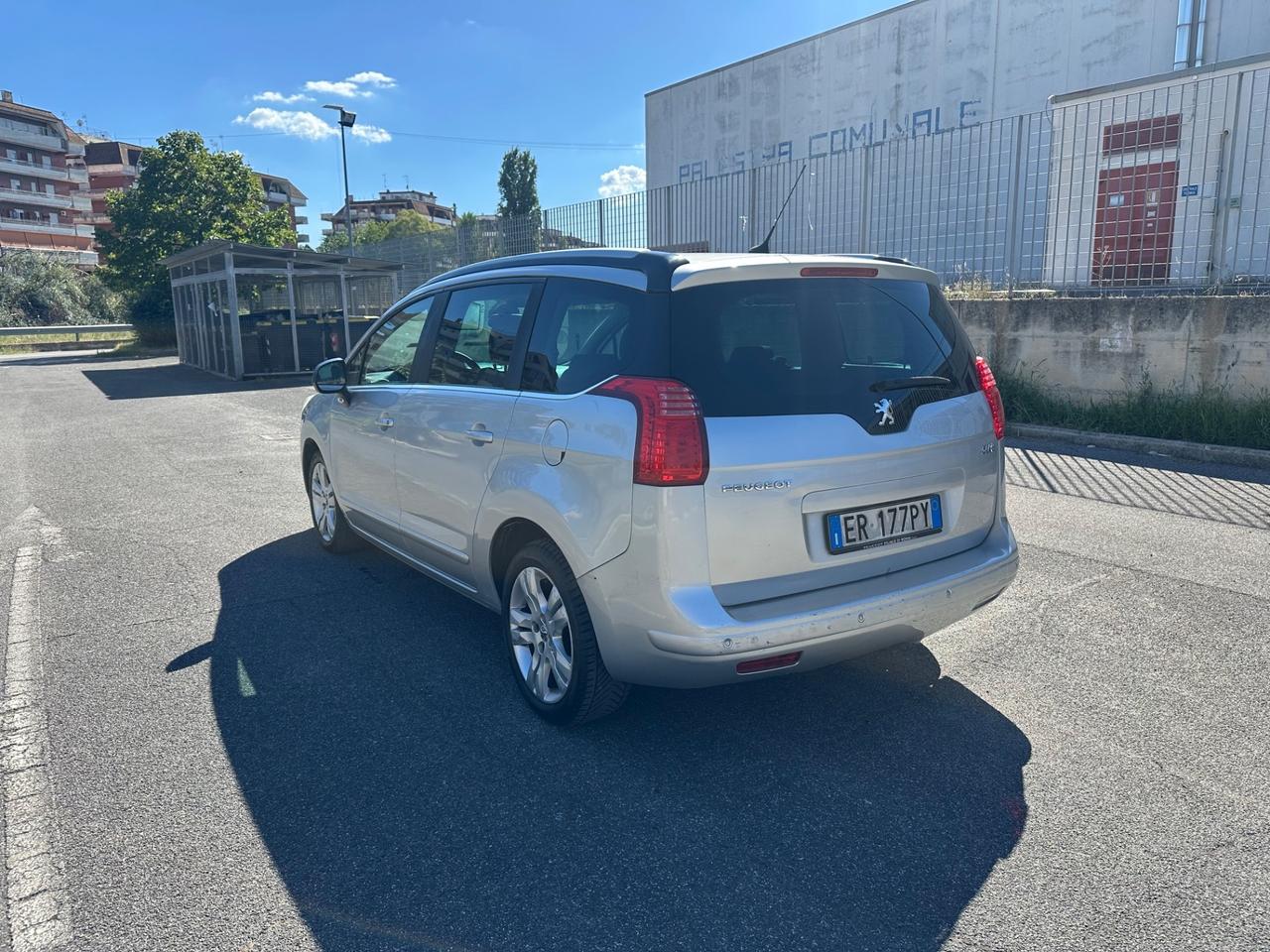 Peugeot 5008 1.6 HDi 115CV Access