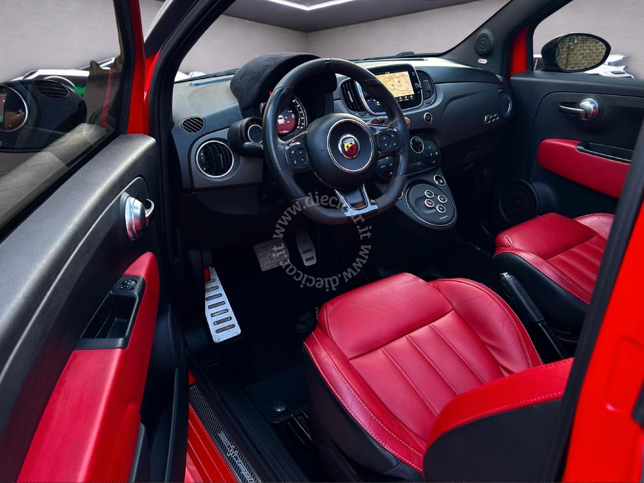 Abarth 595 1.4 Turbo T-Jet 180 CV MTA Competizione TETTO XENO PDC AUDIO BEATZ ANTIFURTO PELLE TAGLIANDI UFFICIALI