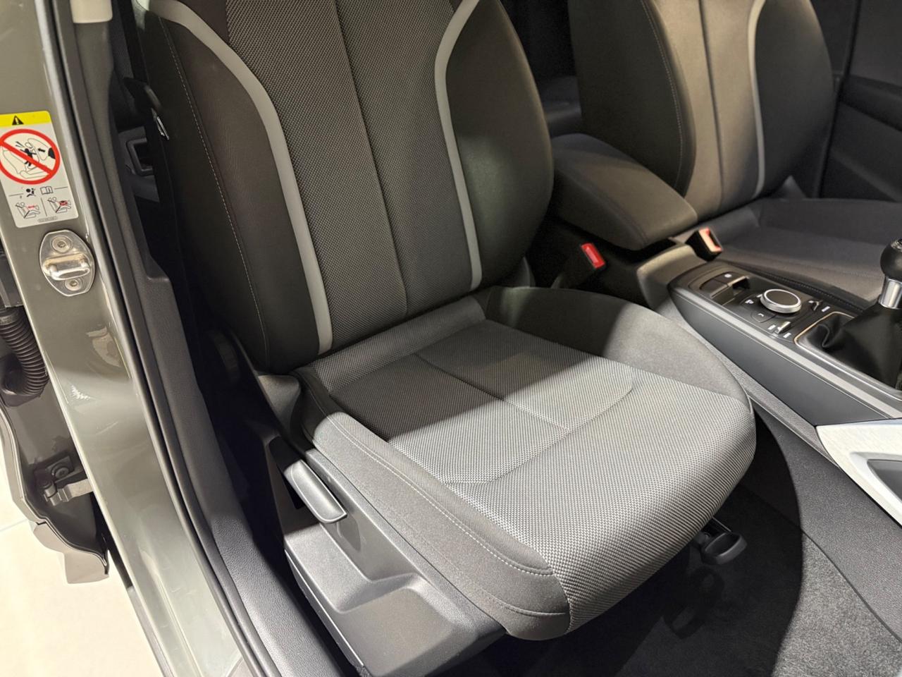 Audi Q2 35 TFSI 1.5 150 CV S-LINE Identity Black